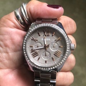 Stunning!!Fossil Cecile Crystal Watch..